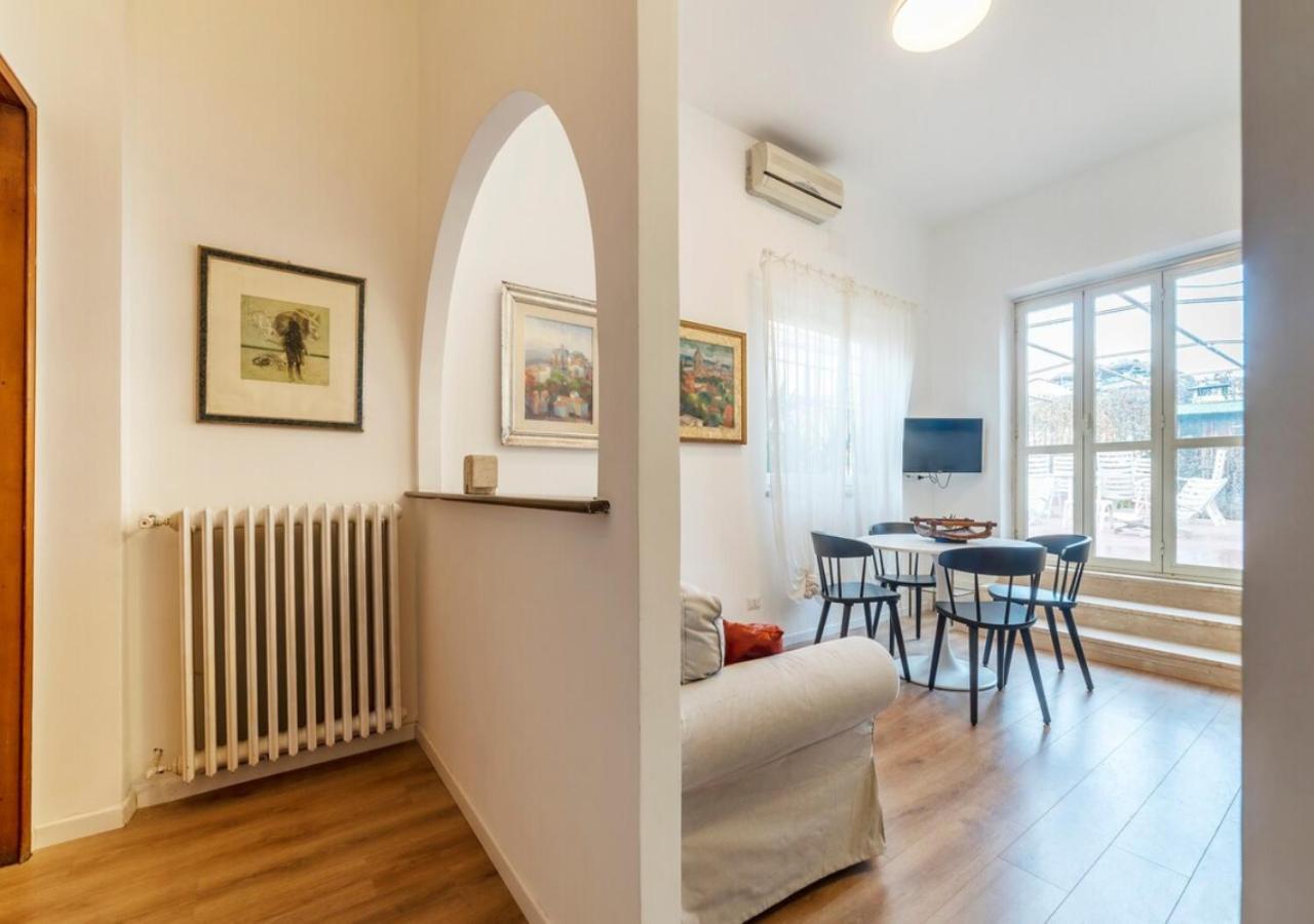 Apartment Elegant, With Private Terrace Next To The Vatican Rom