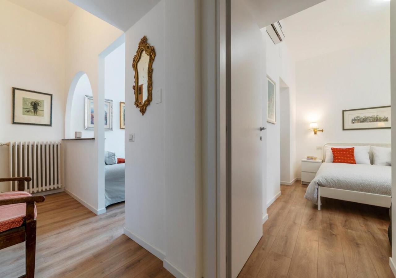 Elegant, With Private Terrace Next To The Vatican Appartamento
