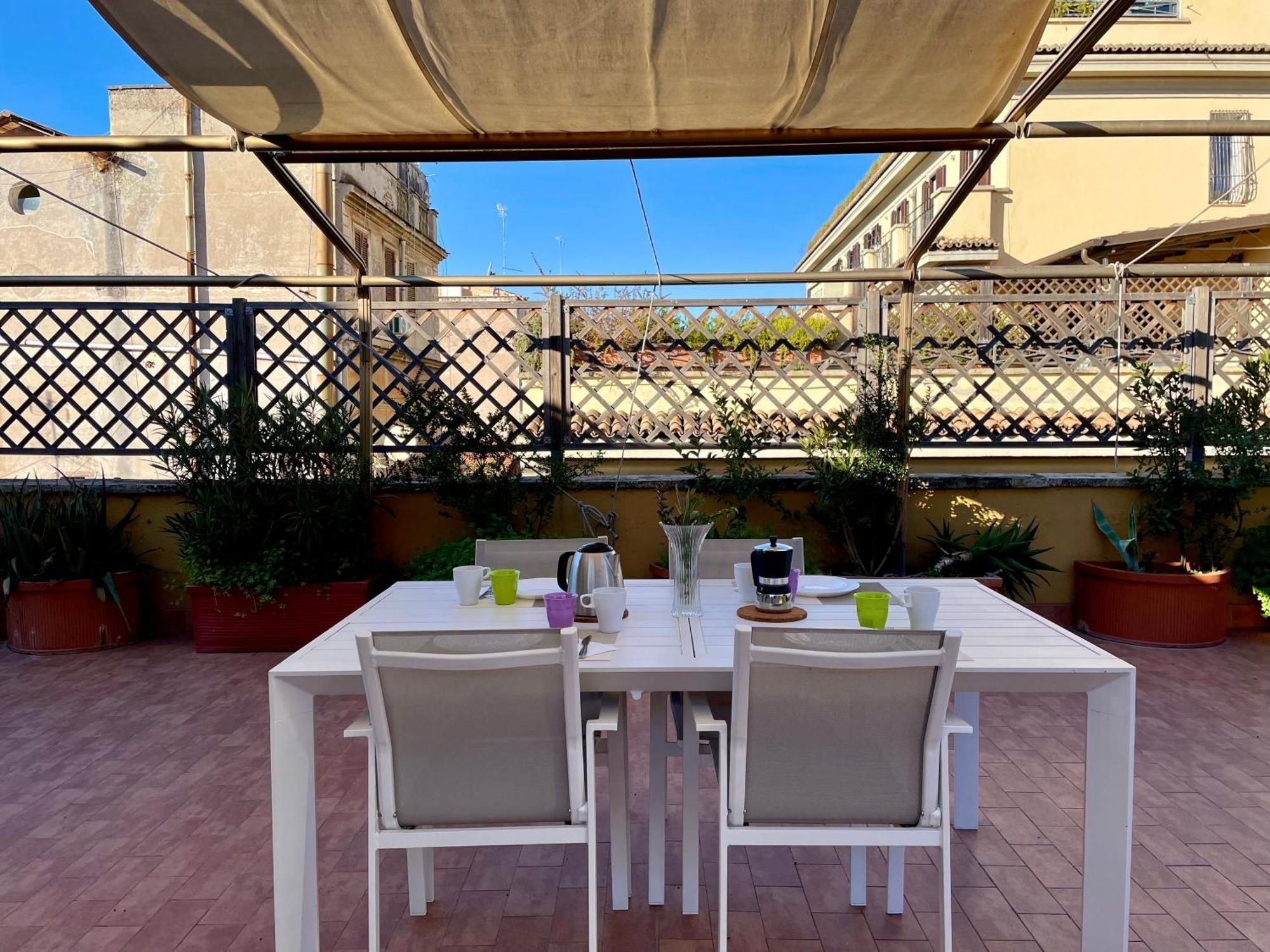 Elegant, With Private Terrace Next To The Vatican * Rom