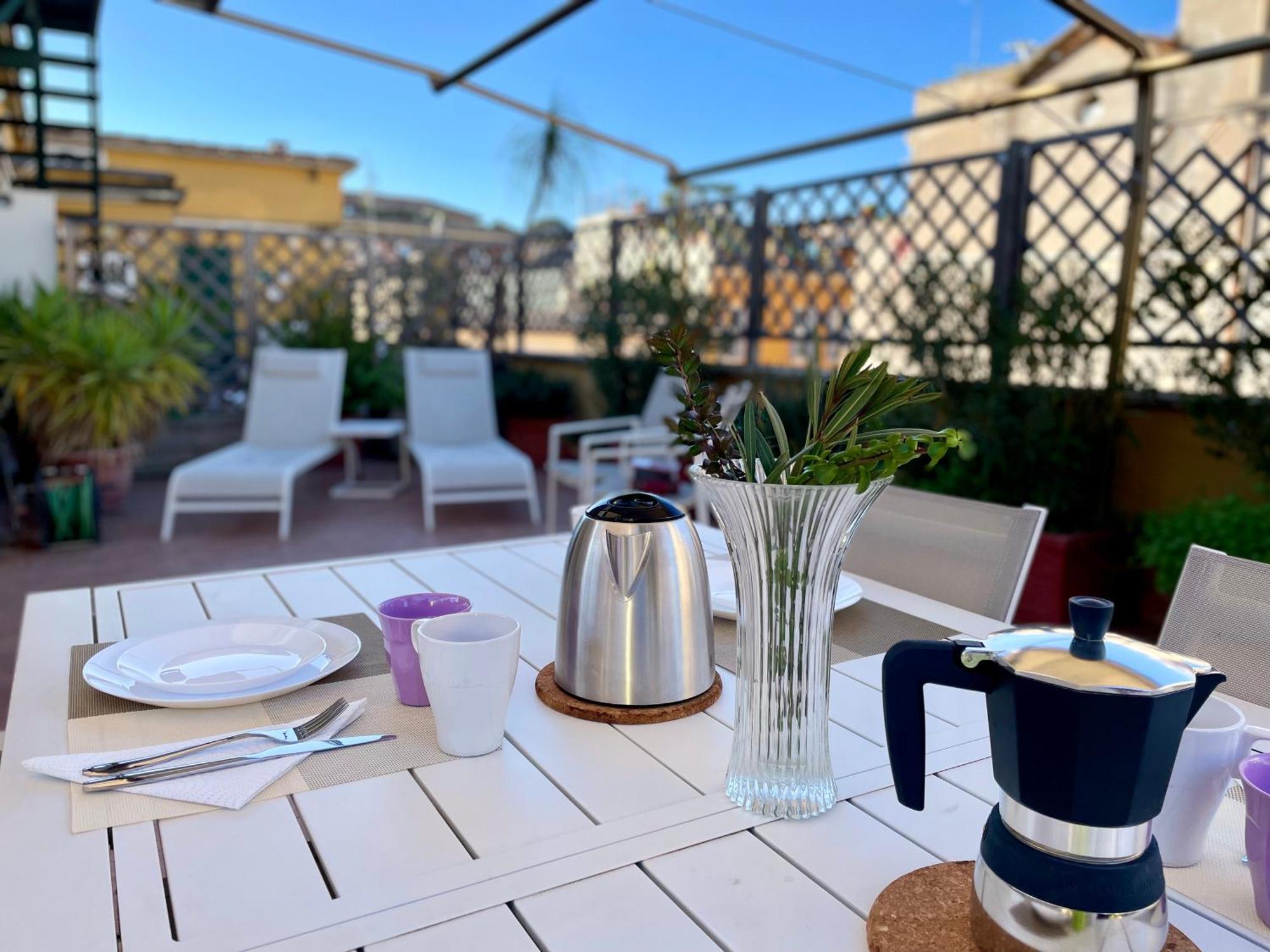 Elegant, With Private Terrace Next To The Vatican * Rom