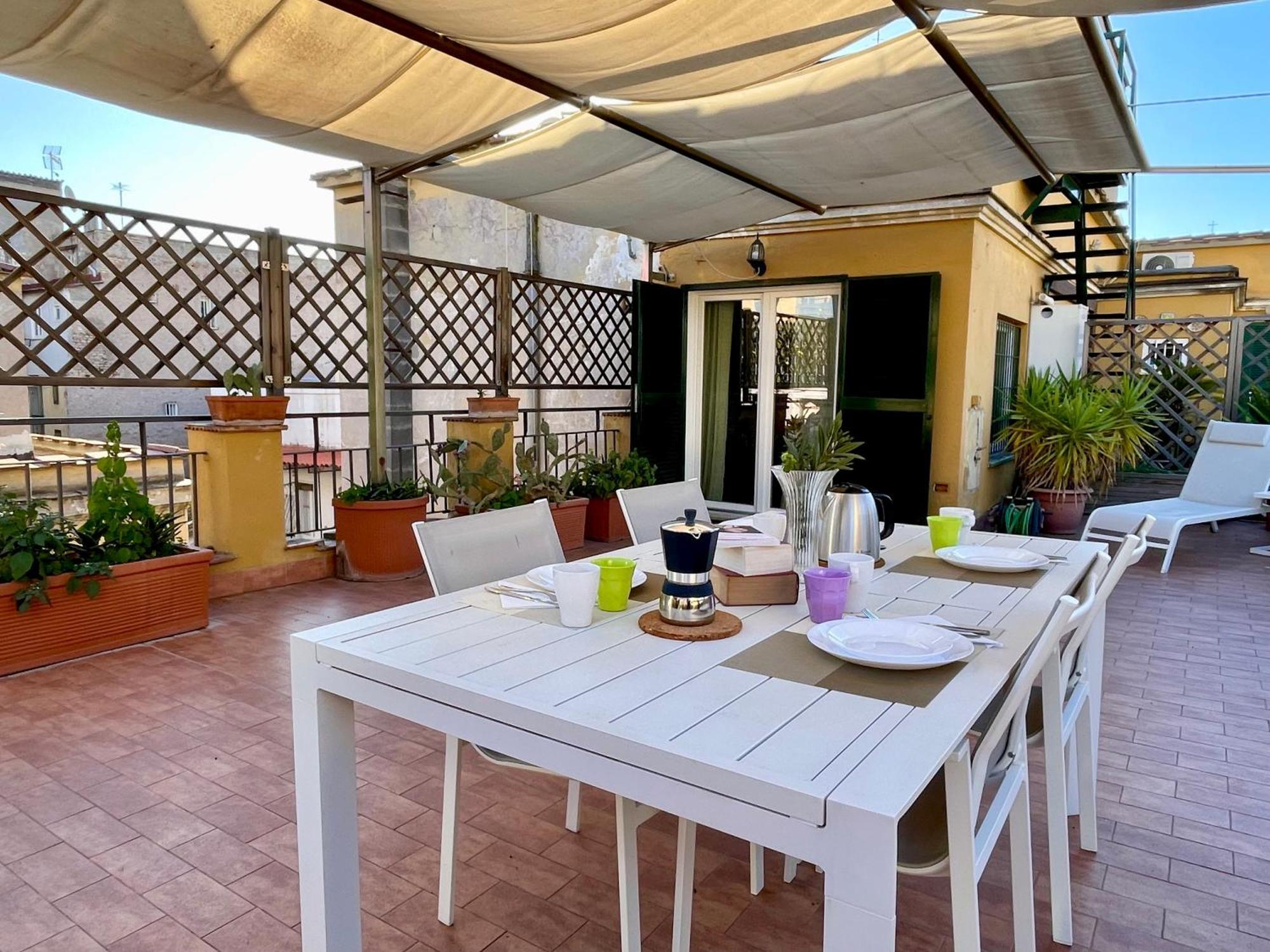 Elegant, With Private Terrace Next To The Vatican Appartamento *